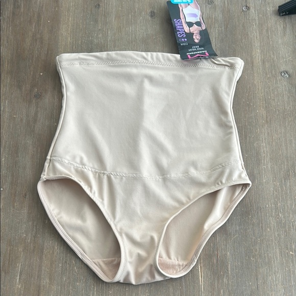 Maidenform High Waisted Firm Control Shaping Briefs Nude Size S - Picture 2 of 9